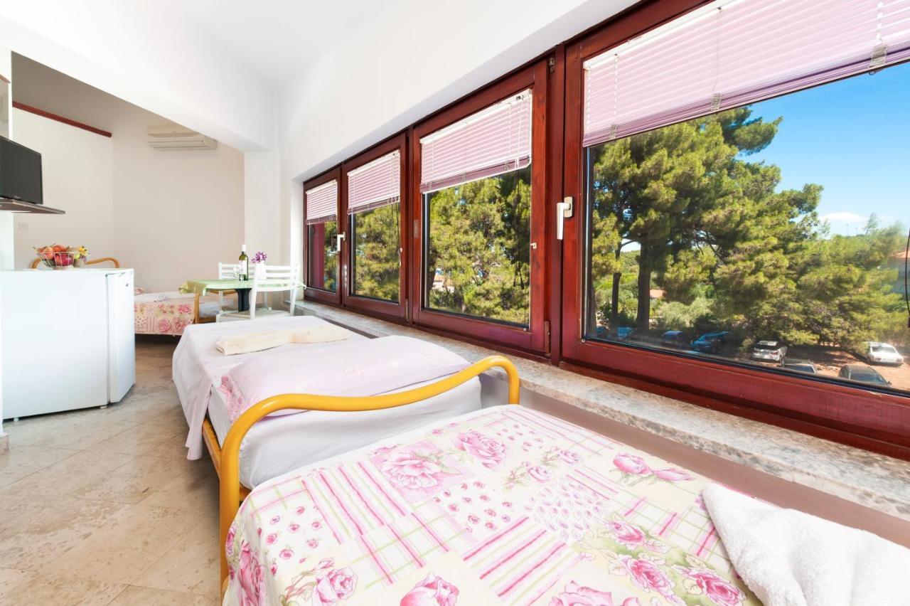 Near Beach And Center 4 * Rovinj